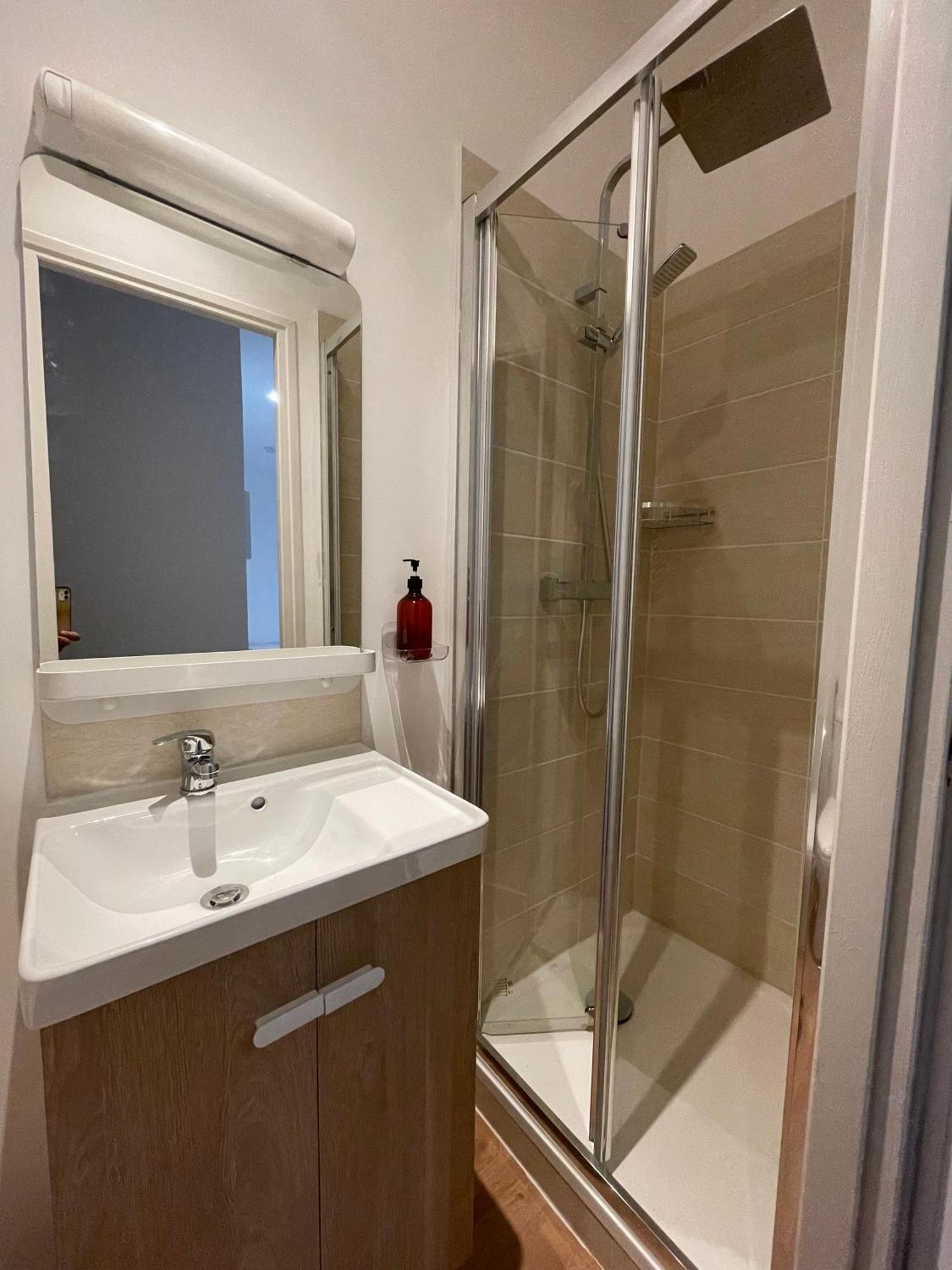 Edenly Stay Saint-Quentin  Exteriör bild
