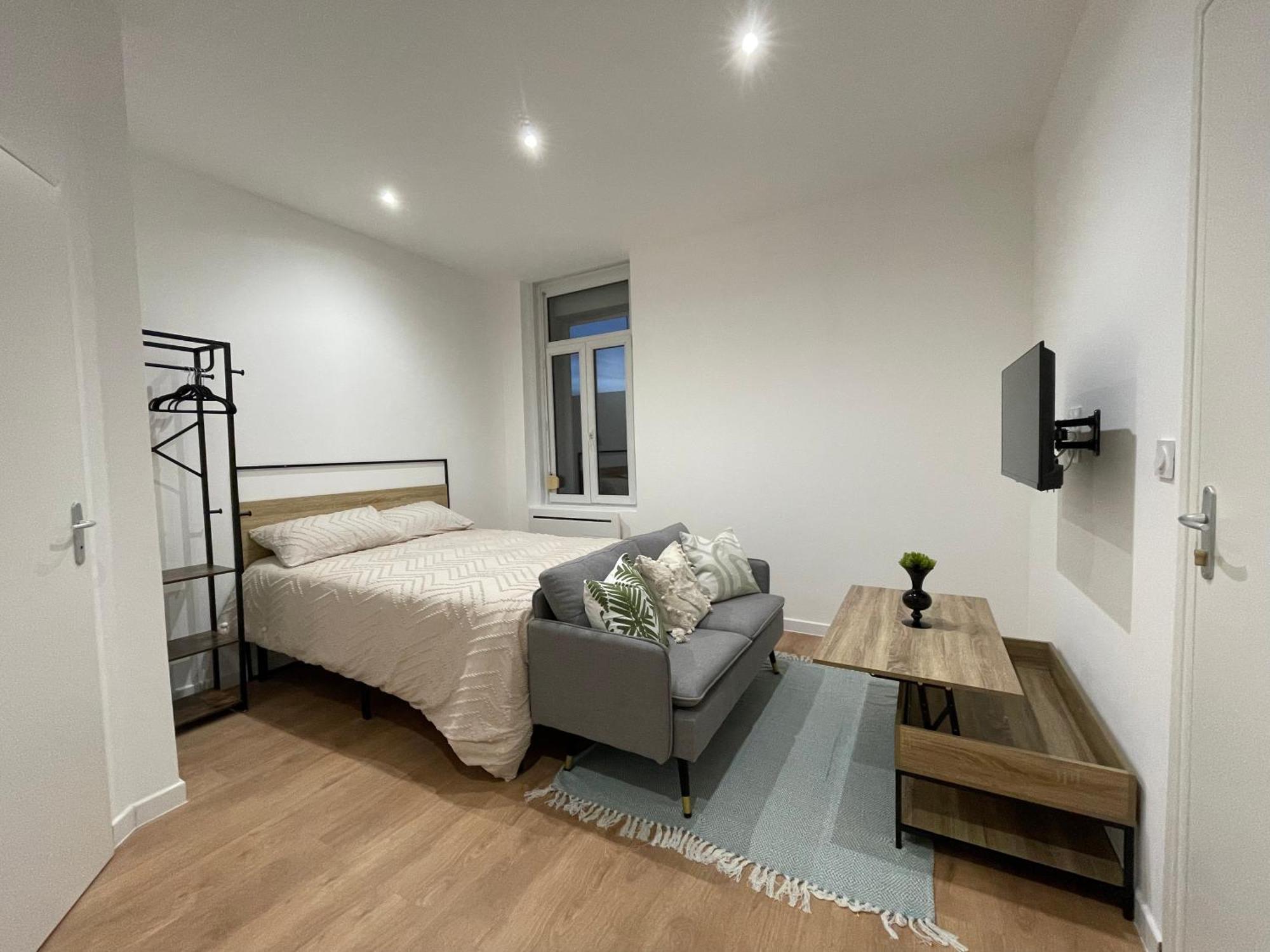 Edenly Stay Saint-Quentin  Exteriör bild