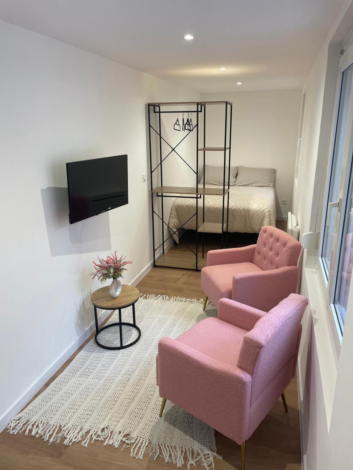 Edenly Stay Saint-Quentin  Exteriör bild